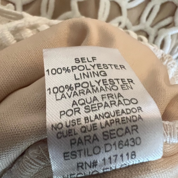 White Soleblu dress with tan lining. Size small.  Zipper on back. - Picture 12 of 12